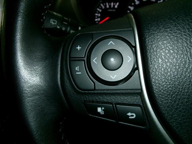 ヴォクシー ZS 煌 セキュリティー 点検記録簿 スマートキー&プッシュスタート Wエアコン LEDヘッド ミュージックプレイヤー接続可 寒冷地 4WD車 横滑り防止 バックモニター オートエアコン ナビTV DVD再生(17枚目)