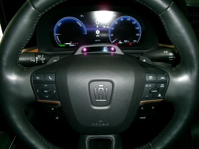 クラウンクロスオーバー ＲＳアドバンスド　衝突回避　寒冷地　オートクルーズコントロール　横滑り防止　パワーシート　レザーシート　ＬＥＤ　アルミホイール　ＡＣ１００Ｖ　スマートキー　ＡＢＳ　フルオートエアコン　イモビライザー　ＥＴＣ　キーレス（20枚目）