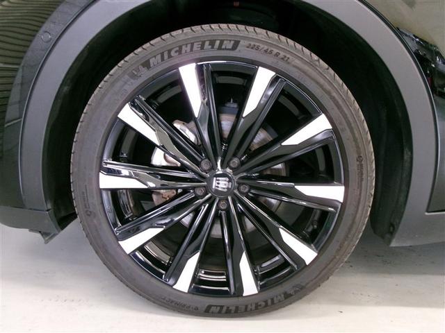 クラウンクロスオーバー ＲＳアドバンスド　衝突回避　寒冷地　オートクルーズコントロール　横滑り防止　パワーシート　レザーシート　ＬＥＤ　アルミホイール　ＡＣ１００Ｖ　スマートキー　ＡＢＳ　フルオートエアコン　イモビライザー　ＥＴＣ　キーレス（37枚目）