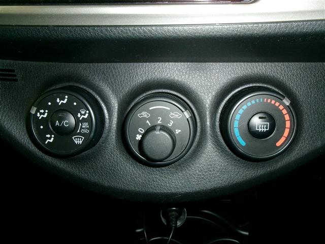 ヴィッツ F アルミ PW ESC PS キーレスエントリー 切替式4WD 記録簿 DVD フルセグテレビ ABS Bカメラ エアコン 寒冷地 Wエアバッグ メモリーナビゲーション ナビTV エアバッグ(18枚目)