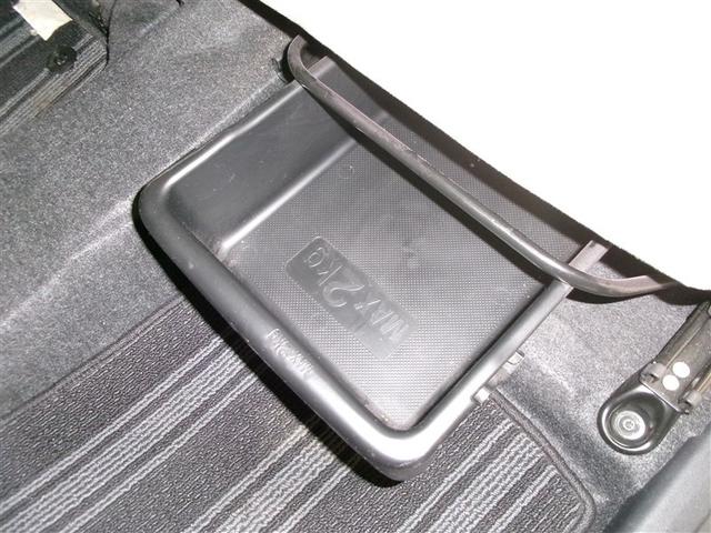 ピクシスジョイ Ｆ　Ｇ　ＳＡＩＩＩ　横滑り防止装置　衝突軽減ブレーキ　ＬＥＤヘッドライト　４ＷＤ（12枚目）