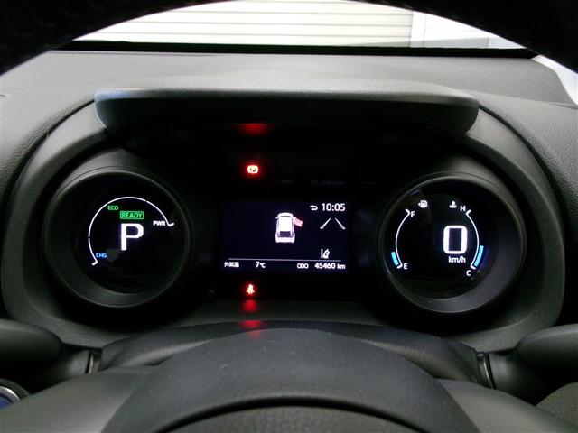 ヤリスクロス ハイブリッドＧ　ＥＳＣ　メディアプレイヤー接続　衝突軽減　ＬＥＤヘッド　寒冷地　盗難防止装置　スマートキー　キーレス　ＥＴＣ　オートエアコン　オートクルーズコントロール　バックカメラ　４ＷＤ　ＤＶＤ再生　ＡＢＳ（7枚目）