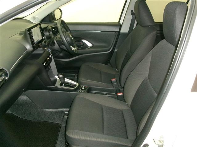 ヤリスクロス ハイブリッドＧ　ＥＳＣ　メディアプレイヤー接続　衝突軽減　ＬＥＤヘッド　寒冷地　盗難防止装置　スマートキー　キーレス　ＥＴＣ　オートエアコン　オートクルーズコントロール　バックカメラ　４ＷＤ　ＤＶＤ再生　ＡＢＳ（11枚目）