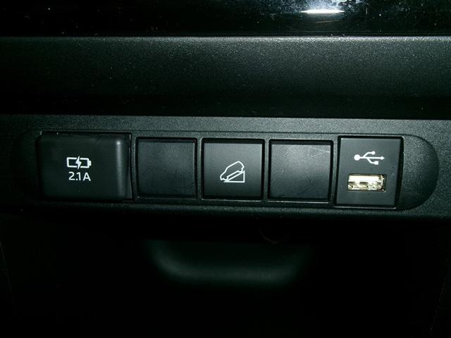 ヤリスクロス ハイブリッドＧ　ＥＳＣ　メディアプレイヤー接続　衝突軽減　ＬＥＤヘッド　寒冷地　盗難防止装置　スマートキー　キーレス　ＥＴＣ　オートエアコン　オートクルーズコントロール　バックカメラ　４ＷＤ　ＤＶＤ再生　ＡＢＳ（14枚目）