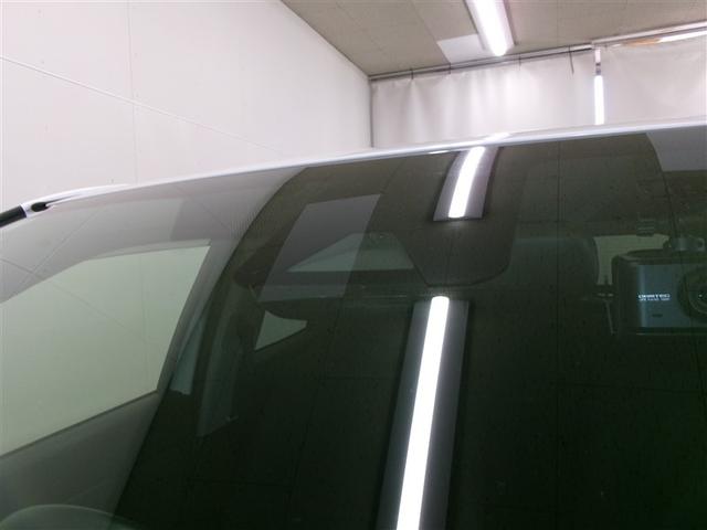 ヤリスクロス ハイブリッドＧ　ＥＳＣ　メディアプレイヤー接続　衝突軽減　ＬＥＤヘッド　寒冷地　盗難防止装置　スマートキー　キーレス　ＥＴＣ　オートエアコン　オートクルーズコントロール　バックカメラ　４ＷＤ　ＤＶＤ再生　ＡＢＳ（28枚目）