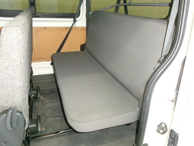 ハイエースバン ロングＤＸ　アルミ　バックモニター　エアバック　フルタイム４ＷＤ　寒冷地　ＡＵＸ　ＥＴＣ付き　パワーウインドウ　キーレス　ＡＢＳ　パワーステアリング　３列シート　マニュアルエアコン　ナビ　メモリーナビ（9枚目）