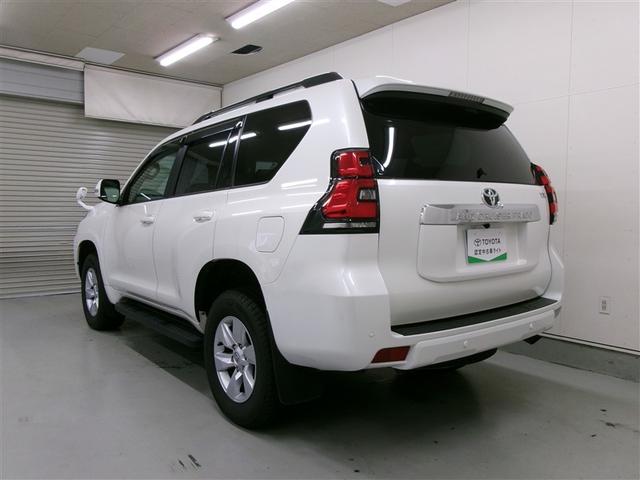 ランドクルーザープラド ＴＸ　プリクラ　リヤカメラ　横滑防止装置　助手席エアバッグ　３列　キーレス　オートクルーズ　カーテンエアバッグ　ナビ＆ＴＶ　盗難防止　パワーステアリング　ミュージックプレイヤー接続可　オートエアコン　ＡＢＳ（3枚目）