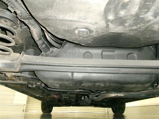 アクア Ｇ　バックモニタ　セキュリティー　メンテナンスノート　デュアルエアバック　ナビＴＶ　パワーウィンドウ　地デジ　ＥＳＣ　ＡＴエアコン　ＡＢＳ　パワーステアリング　オートクルーズ　アルミ　運転席エアバッグ（28枚目）