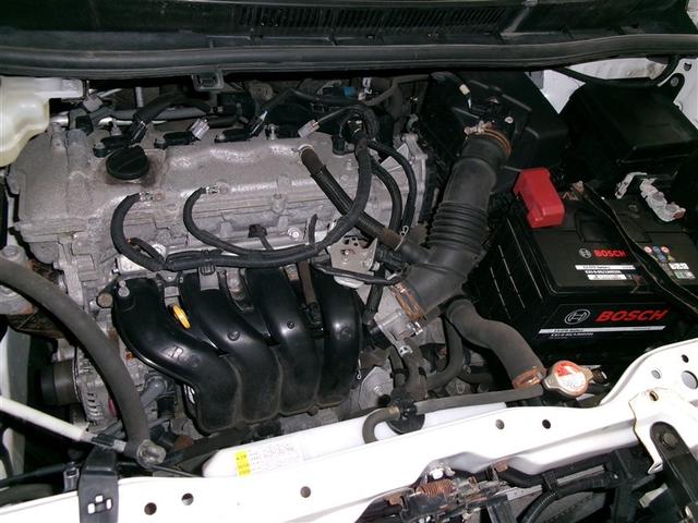 ヴォクシー ＺＳ　煌ＩＩ　両側ＰＳＤ　アルミホイール　ＶＳＣ　ナビ＆ＴＶ　ＤＶＤ再生可能　スマートキ－　ＰＳ　オートエアコン　キーレスエントリー　地デジＴＶ　全席パワーウインドウ　ＬＥＤライト　ＡＢＳ　バックモニター　寒冷地（12枚目）