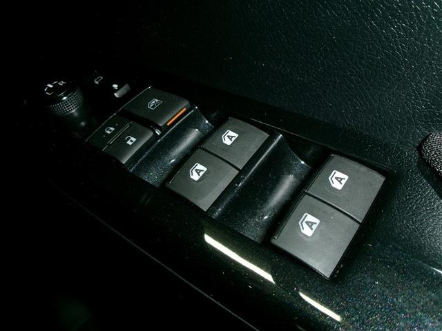 �S�h�A�I�[�g�@�\�t���̃p���[�E�B���h�E