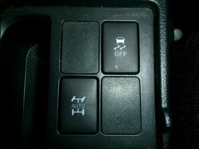 ヴィッツ Ｆ　アルミ　イモビライザー　衝突被害軽減ブレーキ　ＰＷ　ＥＳＣ　スマートキー　ＰＳ　キーレスエントリー　切替式４ＷＤ　記録簿　ＤＶＤ　フルセグテレビ　ＡＢＳ　Ｂカメラ　エアコン　寒冷地　Ｗエアバッグ（16枚目）