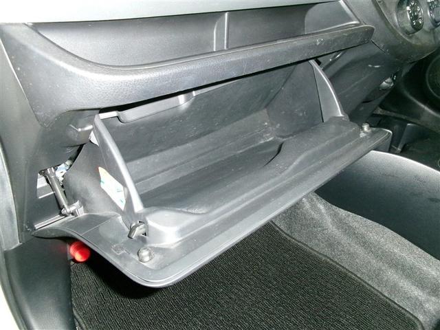 ヴィッツ Ｆ　アルミ　イモビライザー　衝突被害軽減ブレーキ　ＰＷ　ＥＳＣ　スマートキー　ＰＳ　キーレスエントリー　切替式４ＷＤ　記録簿　ＤＶＤ　フルセグテレビ　ＡＢＳ　Ｂカメラ　エアコン　寒冷地　Ｗエアバッグ（22枚目）