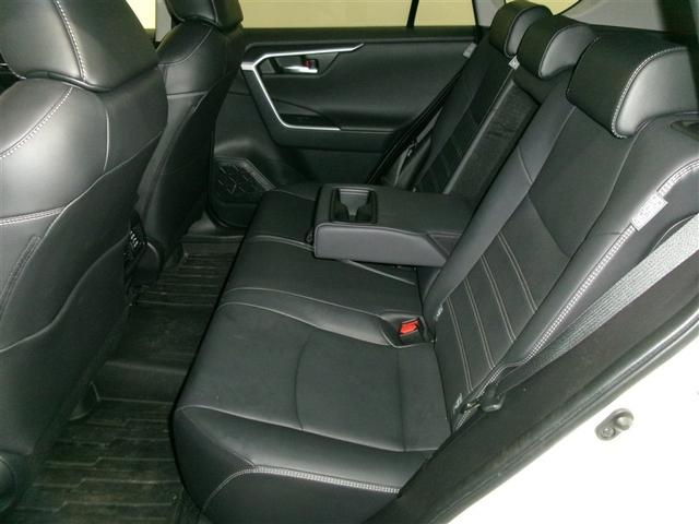 ＲＡＶ４ Ｇ　Ｚパッケージ　寒冷地仕様車　インテリジェントクリアランスソナー　ＡＷＤ　ＬＥＤライト　アルミホイル　オートクルーズ　横滑り防止装置　バックガイドモニター　盗難防止装置　デュアルエアバッグ　メモリナビ　キーレス（8枚目）