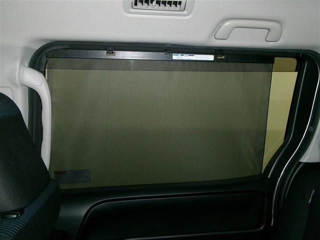 ノア Ｘ　ＡＵＸ　メンテナンスノート　地デジＴＶ　リアオートエアコン　パワーステアリング　助手席エアバック　オートクルーズコントロール　横滑り防止装置　キーレスエントリー　ナビ＆ＴＶ　オートエアコン　４ＷＤ（10枚目）