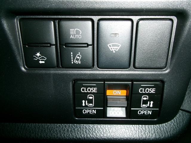 ノア Ｘ　ＡＵＸ　メンテナンスノート　地デジＴＶ　リアオートエアコン　パワーステアリング　助手席エアバック　オートクルーズコントロール　横滑り防止装置　キーレスエントリー　ナビ＆ＴＶ　オートエアコン　４ＷＤ（21枚目）