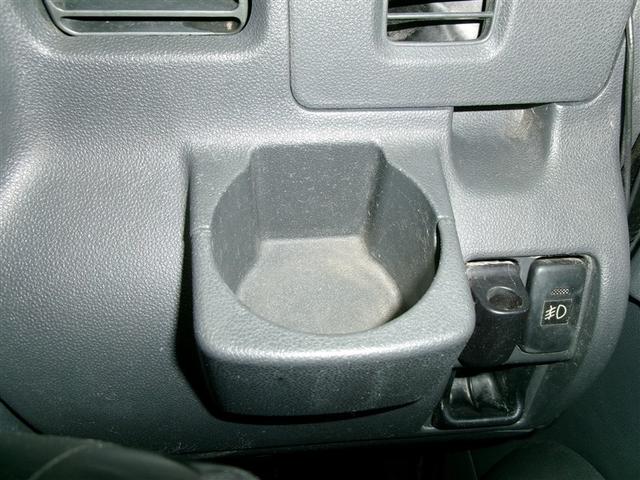 ピクシスバン デラックス　点検記録簿　パワステ　パートタイム４ＷＤ　ミュージックプレイヤー接続可　パワーウインドウ　キーレス　運転席エアバッグ　エアコン　ＤＶＤ再生　ナビ　メモリーナビ　Ｗエアバッグ（21枚目）