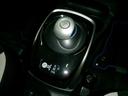 ノート ｅ－パワー　Ｘ　ＦＯＵＲ　ＬＥＤヘッドランプ　横滑り防止機能　エアコン　ＥＴＣ車載器　盗難防止装置　ＤＶＤ再生　切替４ＷＤ　ＡＢＳ　パワーステアリング　スマートキー　アルミホイール　メモリーナビ　運転席エアバッグ　キーレス（6枚目）