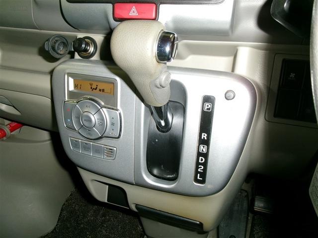 エブリイワゴン ＰＺターボ　Ｄカメラブレーキサポート　助手席エアバック　運転席エアバック　セキュリティ　Ｗエアコン　ワンセグ　パワーウインドウ　ＡＡＣ　キーレススタートシステム　メモリナビ　スマートキー　ＥＳＣ　ＰＳ　ＡＷ（6枚目）