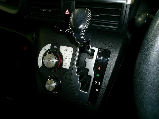 シエンタ Ｇ　衝突被害軽減　ＶＳＣ　リアカメラ　ＬＥＤライト　デュアルパワースライドドア　メディアプレイヤー接続　４ＷＤ車　キーフリーシステム　フルセグＴＶ　ＡＡＣ　パワーウインドウ　ＤＶＤ　ナビ＆ＴＶ　寒冷地（6枚目）