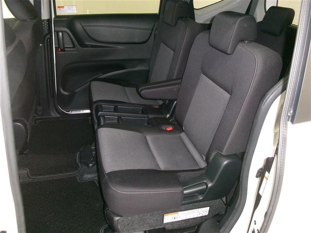 シエンタ Ｇ　衝突被害軽減　ＶＳＣ　リアカメラ　ＬＥＤライト　デュアルパワースライドドア　メディアプレイヤー接続　４ＷＤ車　キーフリーシステム　フルセグＴＶ　ＡＡＣ　パワーウインドウ　ＤＶＤ　ナビ＆ＴＶ　寒冷地（8枚目）