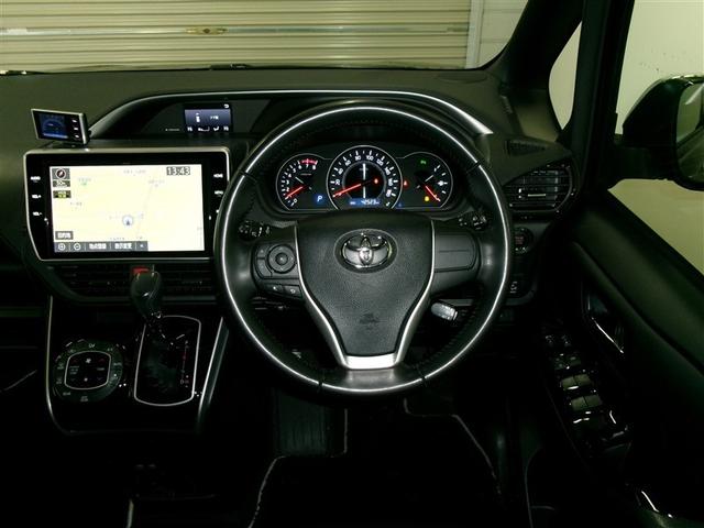 ヴォクシー ＺＳ　煌ＩＩＩ　アルミホイール　アイドリング　Ｂカメラ　キーフリー　盗難防止システム　ナビ＆ＴＶ　寒冷地仕様車　ＤＶＤ再生可能　３列シート　ＥＴＣ　オートクルーズコントロール　リアオートエアコン　ＬＥＤヘッドランプ（5枚目）