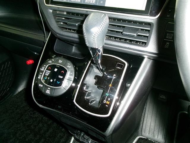 ヴォクシー ＺＳ　煌ＩＩＩ　アルミホイール　アイドリング　Ｂカメラ　キーフリー　盗難防止システム　ナビ＆ＴＶ　寒冷地仕様車　ＤＶＤ再生可能　３列シート　ＥＴＣ　オートクルーズコントロール　リアオートエアコン　ＬＥＤヘッドランプ（6枚目）