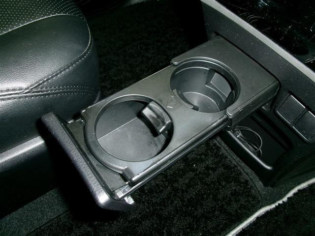 ヴォクシー ＺＳ　煌ＩＩＩ　アルミホイール　アイドリング　Ｂカメラ　キーフリー　盗難防止システム　ナビ＆ＴＶ　寒冷地仕様車　ＤＶＤ再生可能　３列シート　ＥＴＣ　オートクルーズコントロール　リアオートエアコン　ＬＥＤヘッドランプ（30枚目）