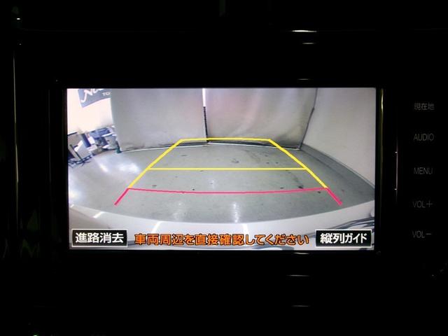 プリウス Ｓ　ＬＥＤライト　スマートエントリー　Ｒカメラ　ＡＵＸ　エアバッグ　オートクルーズ　キーレスエントリー　横滑り防止　オートエアコン　パワーウィンドウ　寒冷地仕様　ＤＶＤ再生可能　４ＷＤ　ＡＢＳ　メモリナビ（13枚目）