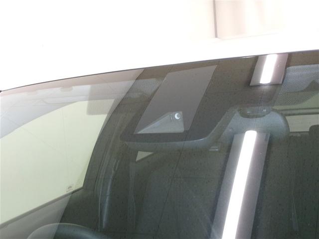 プリウス Ｓ　ＬＥＤライト　スマートエントリー　Ｒカメラ　ＡＵＸ　エアバッグ　オートクルーズ　キーレスエントリー　横滑り防止　オートエアコン　パワーウィンドウ　寒冷地仕様　ＤＶＤ再生可能　４ＷＤ　ＡＢＳ　メモリナビ（27枚目）