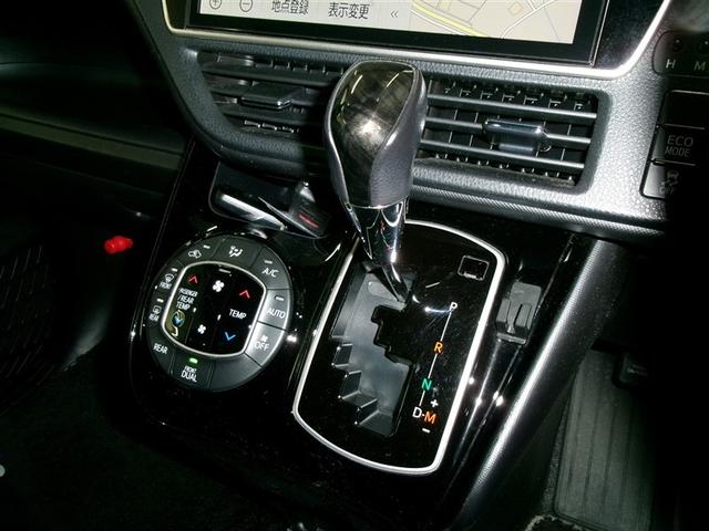 ノア Si ダブルバイビーIII 両側自動ドア 寒冷地 クルーズコントロール フルセグTV アイドリングストップ LEDヘッドライト アルミ バックカメラ スマートキー リアオートエアコン ABS 4WD キーレス 盗難防止装置(6枚目)