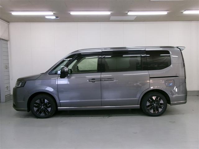 ステップワゴン スパーダ 半革シート クルーズコントロール キーレスエントリー バックモニター アイドリングストップ サイドエアバッグ LEDヘッドランプ スマートキー 4WD 3列シート ETC アルミホイール リアエアコン(2枚目)