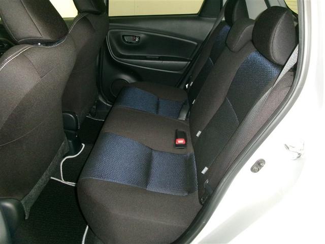 ヴィッツ Ｆ　イモビライザー　衝突被害軽減ブレーキ　ＰＷ　ＥＳＣ　スマートキー　ＰＳ　キーレスエントリー　切替式４ＷＤ　記録簿　ＡＢＳ　エアコン　寒冷地　Ｗエアバッグ　エアバッグ（8枚目）