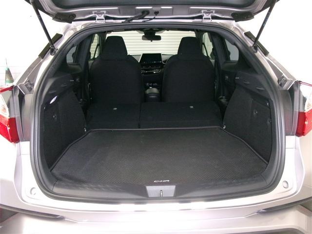 C-HR S-T 地デジTV メディアプレイヤー接続 Bモニター ナビTV パワーウインドウ メモリナビ 横滑防止装置 AAC 盗難防止システム ABS DVD 4WD ETC車載器 キーレス 寒冷地仕様 アルミ(9枚目)