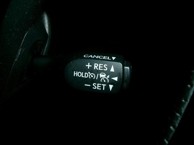 C-HR S-T 地デジTV メディアプレイヤー接続 Bモニター ナビTV パワーウインドウ メモリナビ 横滑防止装置 AAC 盗難防止システム ABS DVD 4WD ETC車載器 キーレス 寒冷地仕様 アルミ(16枚目)