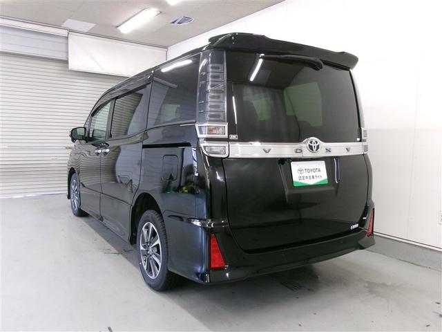 ヴォクシー ZS 煌III アルミホイール アイドリング Bカメラ キーフリー 盗難防止システム ナビ&TV 寒冷地仕様車 DVD再生可能 記録簿 3列シート オートクルーズコントロール リアオートエアコン LEDヘッドランプ(3枚目)