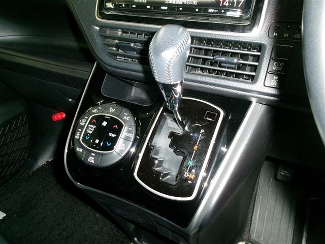 ヴォクシー ZS 煌III アルミホイール アイドリング Bカメラ キーフリー 盗難防止システム ナビ&TV 寒冷地仕様車 DVD再生可能 記録簿 3列シート オートクルーズコントロール リアオートエアコン LEDヘッドランプ(6枚目)