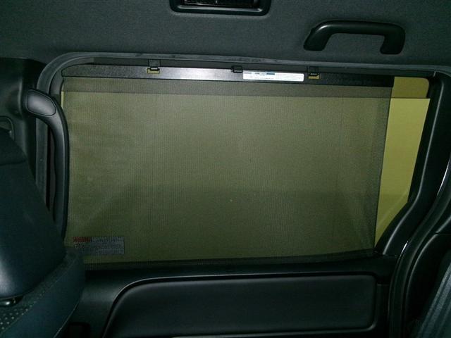 ヴォクシー ZS 煌III アルミホイール アイドリング Bカメラ キーフリー 盗難防止システム ナビ&TV 寒冷地仕様車 DVD再生可能 記録簿 3列シート オートクルーズコントロール リアオートエアコン LEDヘッドランプ(10枚目)