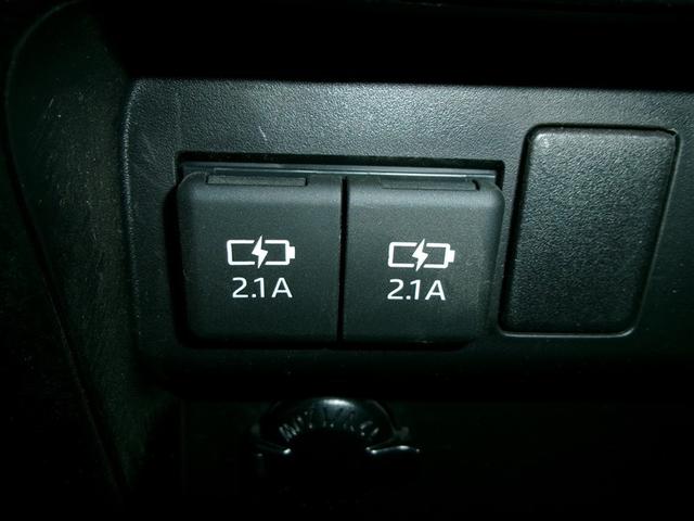 ヴォクシー ZS 煌III アルミホイール アイドリング Bカメラ キーフリー 盗難防止システム ナビ&TV 寒冷地仕様車 DVD再生可能 記録簿 3列シート オートクルーズコントロール リアオートエアコン LEDヘッドランプ(25枚目)