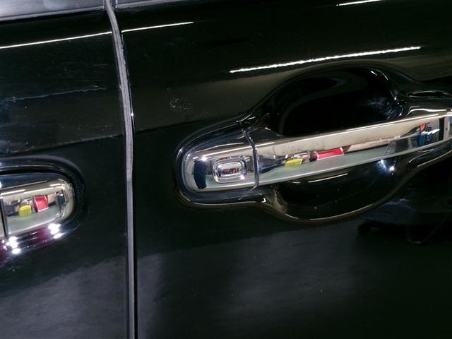 ヴォクシー ZS 煌III アルミホイール アイドリング Bカメラ キーフリー 盗難防止システム ナビ&TV 寒冷地仕様車 DVD再生可能 記録簿 3列シート オートクルーズコントロール リアオートエアコン LEDヘッドランプ(33枚目)