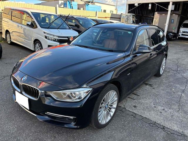 3シリーズ 320i xDriveツーリング ラグジュアリー バックカメラ ナビ オートクルーズコントロール レーンアシスト アルミホイール オートライト パワーシート シートヒーター AT ESC CD USB ミュージックプレイヤー接続可 エアコン(2枚目)