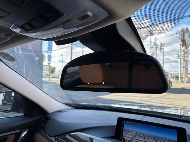 3シリーズ 320i xDriveツーリング ラグジュアリー バックカメラ ナビ オートクルーズコントロール レーンアシスト アルミホイール オートライト パワーシート シートヒーター AT ESC CD USB ミュージックプレイヤー接続可 エアコン(21枚目)