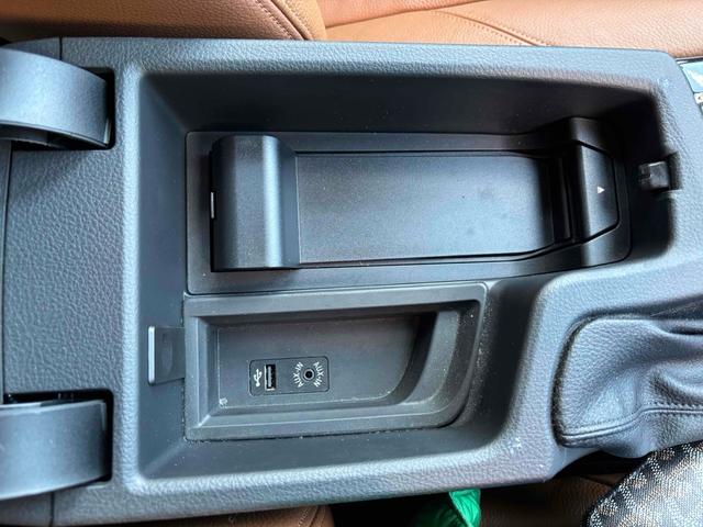 3シリーズ 320i xDriveツーリング ラグジュアリー バックカメラ ナビ オートクルーズコントロール レーンアシスト アルミホイール オートライト パワーシート シートヒーター AT ESC CD USB ミュージックプレイヤー接続可 エアコン(32枚目)