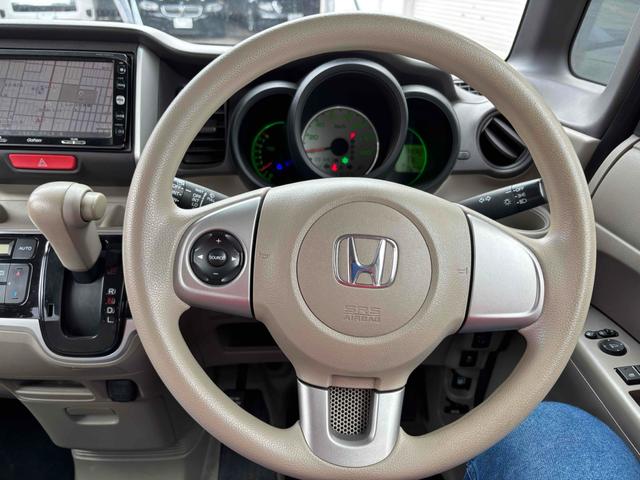 N-BOX G・Lパッケージ ETC バックカメラ 両側スライド・片側電動 ナビ TV スマートキー アイドリングストップ 電動格納ミラー ベンチシート CVT ESC アルミホイール エアコン パワーステアリング(2枚目)