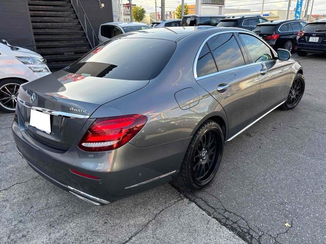 Eクラス E400 4マチック エクスクルーシブ E400 4マチック エクスクルーシブ(5名)(13枚目)