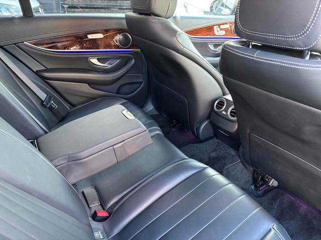 Eクラス E400 4マチック エクスクルーシブ E400 4マチック エクスクルーシブ(5名)(41枚目)