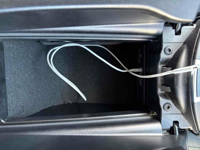 Eクラス E400 4マチック エクスクルーシブ E400 4マチック エクスクルーシブ(5名)(52枚目)