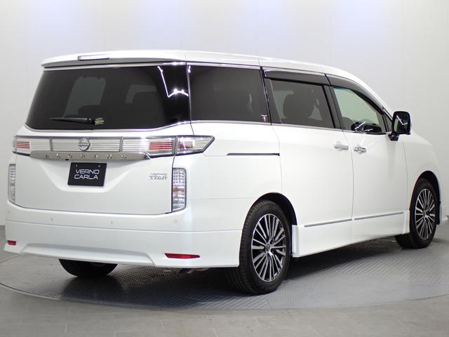 エルグランド ２５０ハイウェイスタープレミアム　本州仕入・４ＷＤ・フリップダウンＭ・両側Ｐスライド・パワーゲート・セーフティイルミネーション・Ｐアシスト・ＢＳＭ・障害物センサー・シートヒーター・電動シート・純正ＡＷ・ＬＥＤヘッドライト・ドラレコ（7枚目）