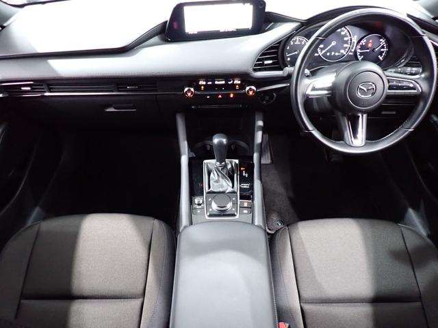 MAZDA3ファストバック 15Sツーリング 本州仕入・360°セーフティPKG・マツダコネクトナビ・ヘッドアップディスプレイ・クルーズコントロール・障害物センサ・レーンキープ・LEDヘッドライト・純正AW・ETC・CD/DVDデッキ・HDMI(17枚目)
