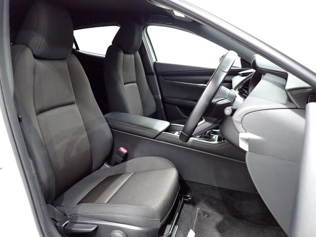 MAZDA3ファストバック 15Sツーリング 本州仕入・360°セーフティPKG・マツダコネクトナビ・ヘッドアップディスプレイ・クルーズコントロール・障害物センサ・レーンキープ・LEDヘッドライト・純正AW・ETC・CD/DVDデッキ・HDMI(35枚目)