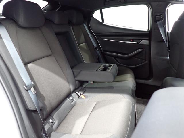 MAZDA3ファストバック 15Sツーリング 本州仕入・360°セーフティPKG・マツダコネクトナビ・ヘッドアップディスプレイ・クルーズコントロール・障害物センサ・レーンキープ・LEDヘッドライト・純正AW・ETC・CD/DVDデッキ・HDMI(37枚目)